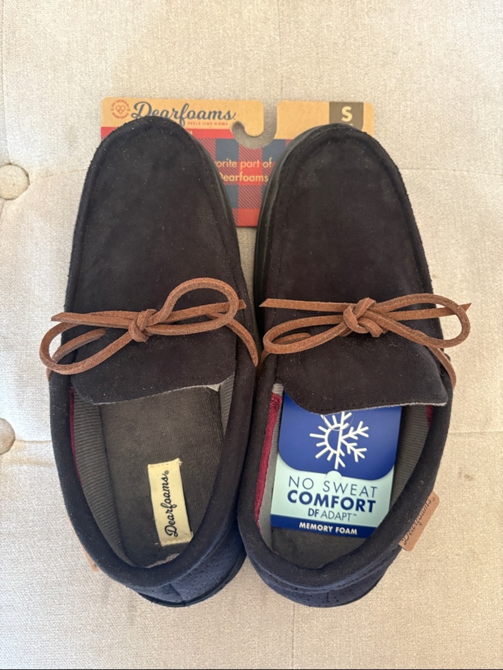 Dearfoams memory foam slippers for indoor/outdoor